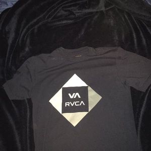 A shirt blue used twice
